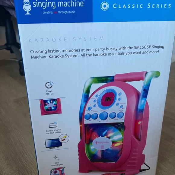 Karaoke Machine - Picture 2 of 4